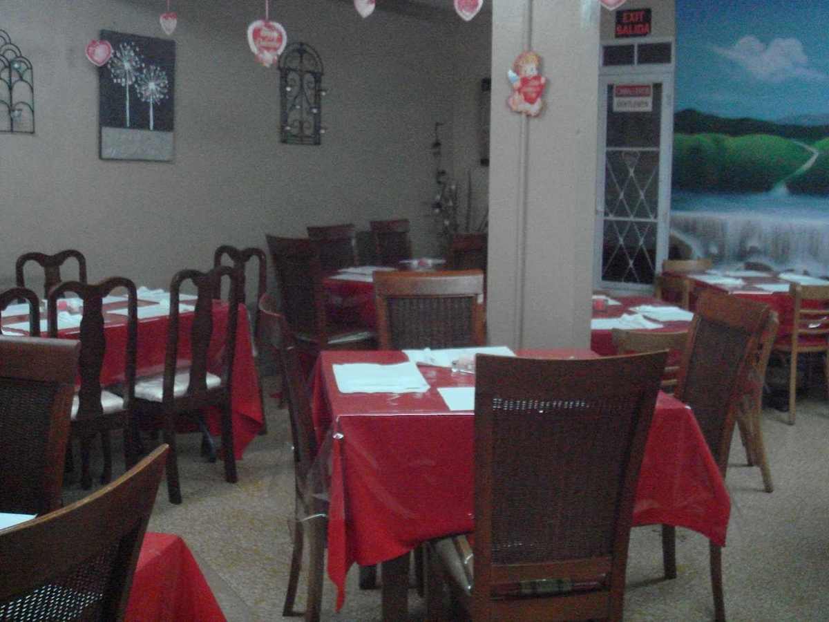 El Grand Marnier Restaurant