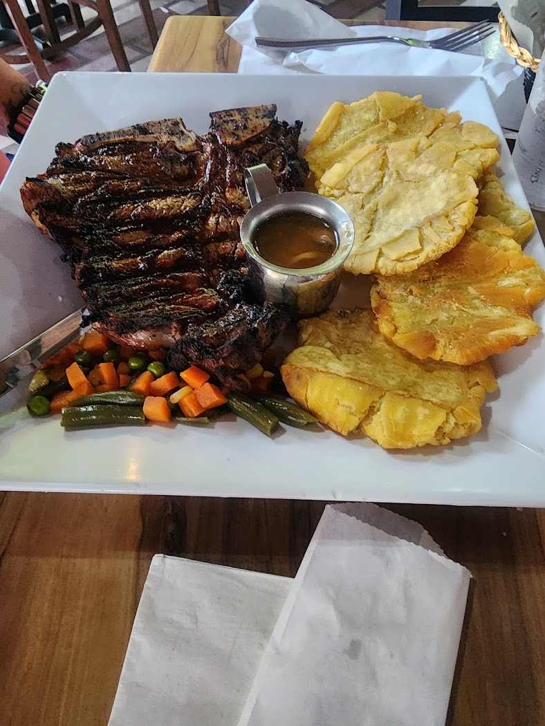 El Grand Marnier Restaurant